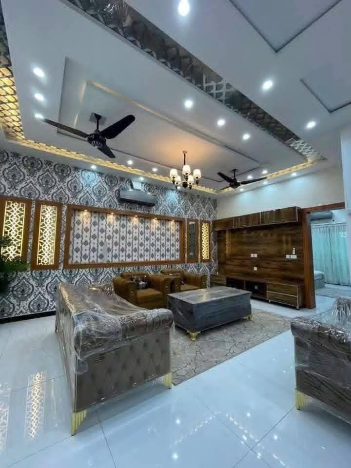 Drawing lounge · ceiling & wall panelling