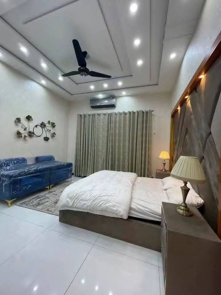 Bedroom suite · cove lighting